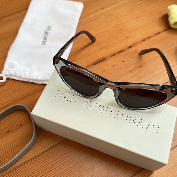 Han Kjobenhavn Race Sunglasses. New. - Picture 4 of 6